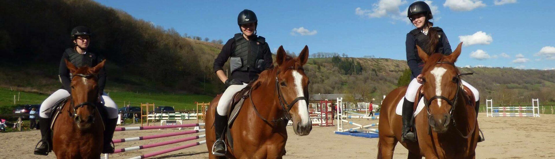 Cavalerie École Équitation Poney Chevaux Aurillac